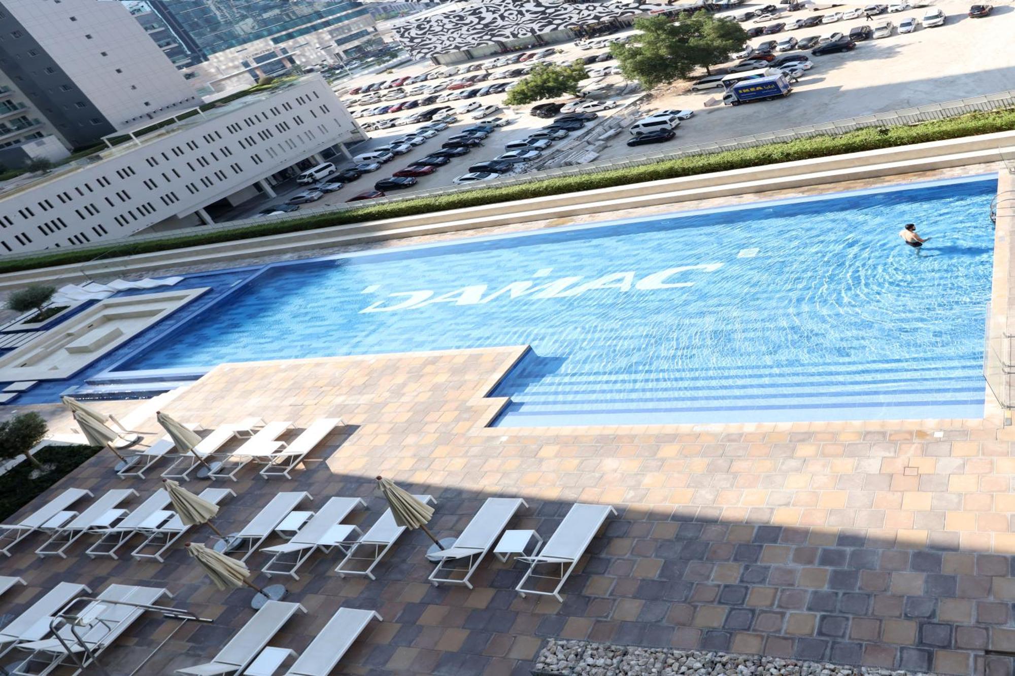 Brown Stone - Burj Khalifa & Pool View Vera Apartment Dubai