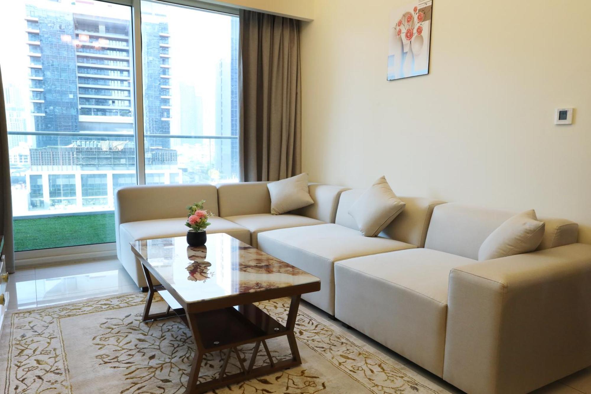 Brown Stone - Burj Khalifa & Pool View Vera Apartment