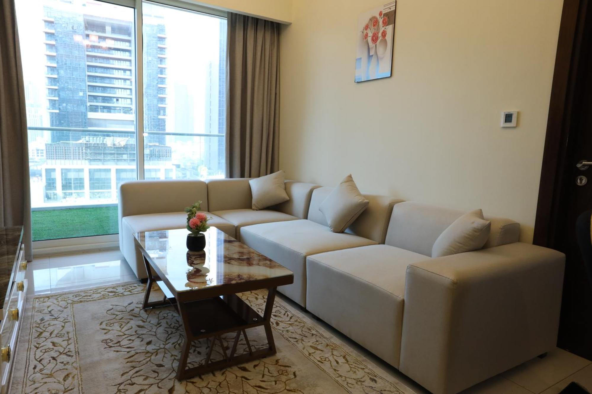 Brown Stone - Burj Khalifa & Pool View Vera Apartment Dubai